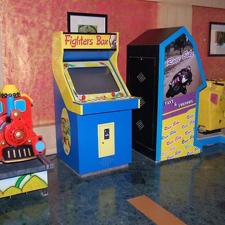 Hotel Cambay Sapphire, Gandhinagar Facilidades foto