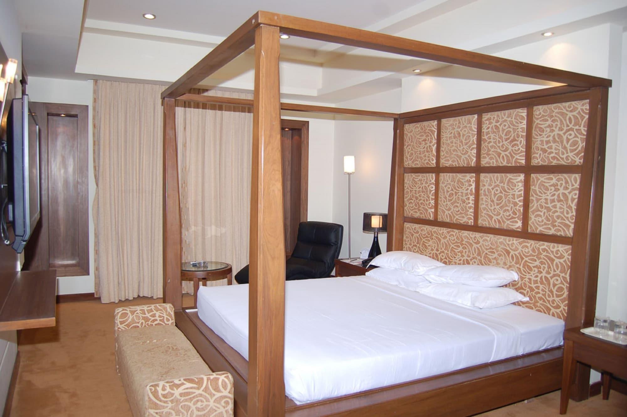Hotel Cambay Sapphire, Gandhinagar Exterior foto