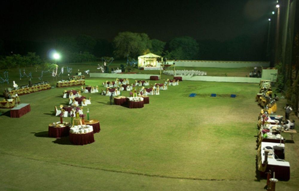 Hotel Cambay Sapphire, Gandhinagar Restaurante foto