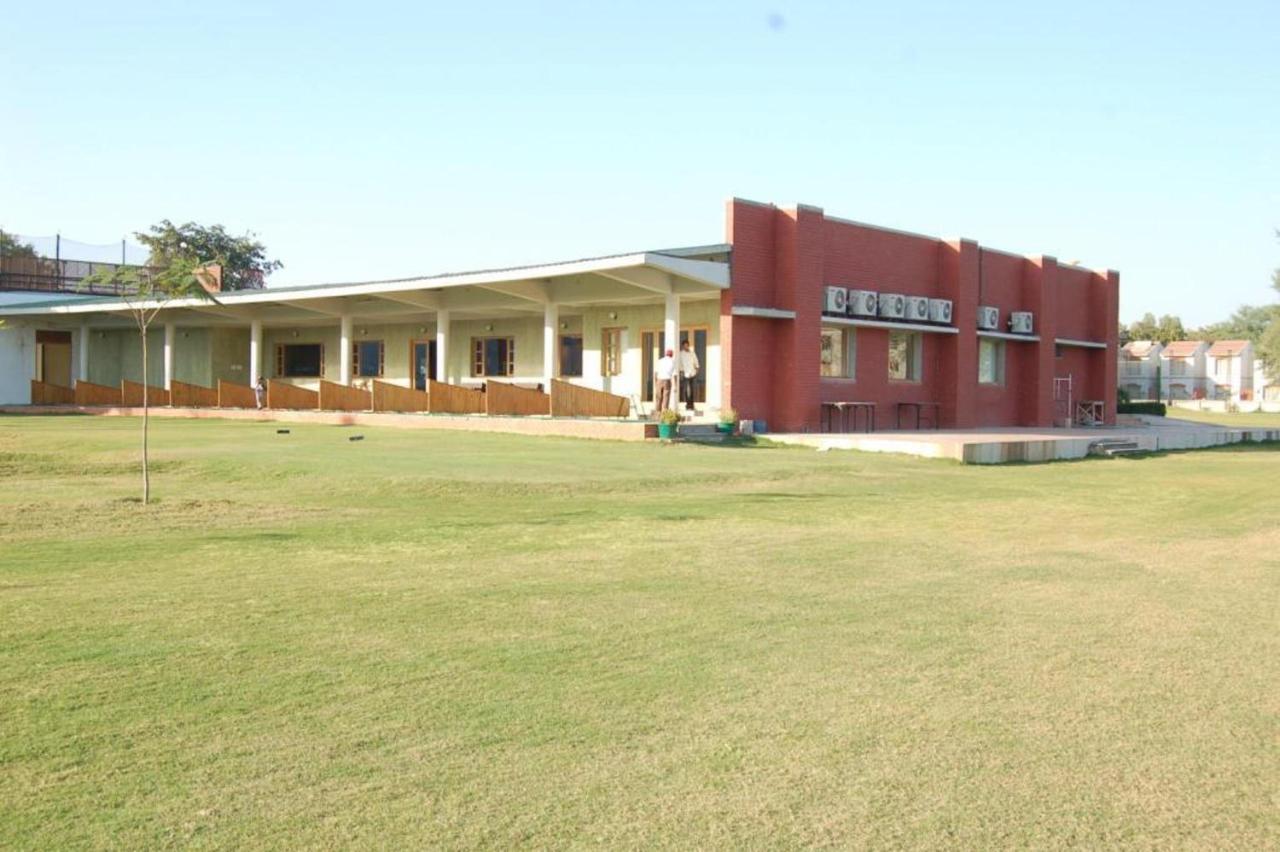 Hotel Cambay Sapphire, Gandhinagar Exterior foto